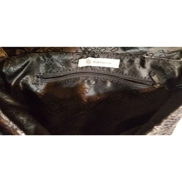 BCBG Generation Clutch Bag Faux Snake Reptile Print Handbag Purse Clutch - EUC - Picture 6 of 8